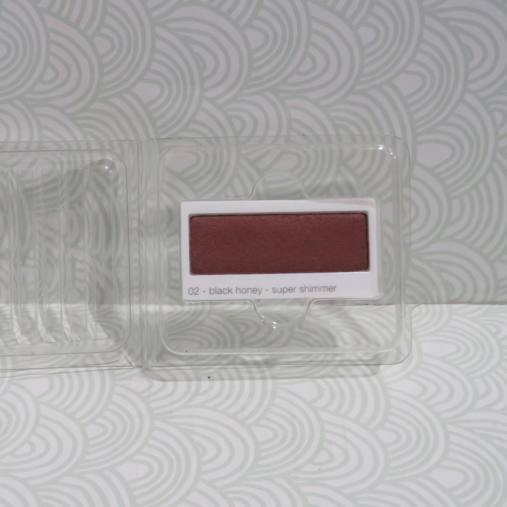 CLINIQUE💥SUPER SHIMMER EYESHADOW #02 BLACK HONEY REFILL💥 - Picture 2 of 5